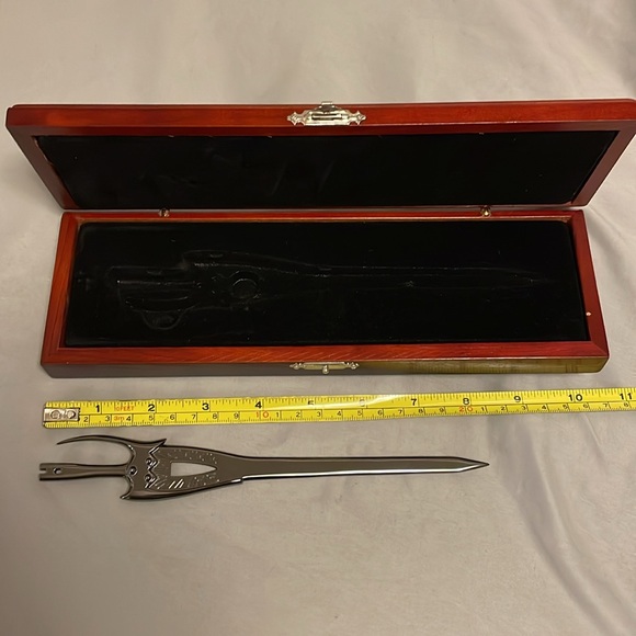 Metal toy figure miniature sword - Picture 9 of 9